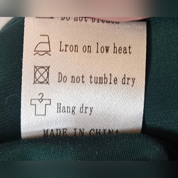 NWT Jouica Womens Green Short Sleeve Adjustable Strap Blouse Size Small - Picture 8 of 13